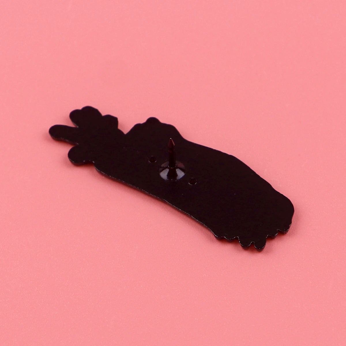 Horror Movie Inspiration Enamel Pins Cool HAND Women's Brooches Men Lapel Pins Badge Clothes Accessories Jewelry Halloween Gifts