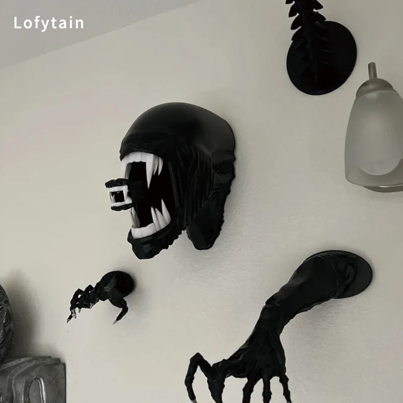 Alien Xenomoprh Wall Art Sculpture Statue Horror Alien Predator Sci-Fi Monster Beasts Decoration Halloween Gifts Props