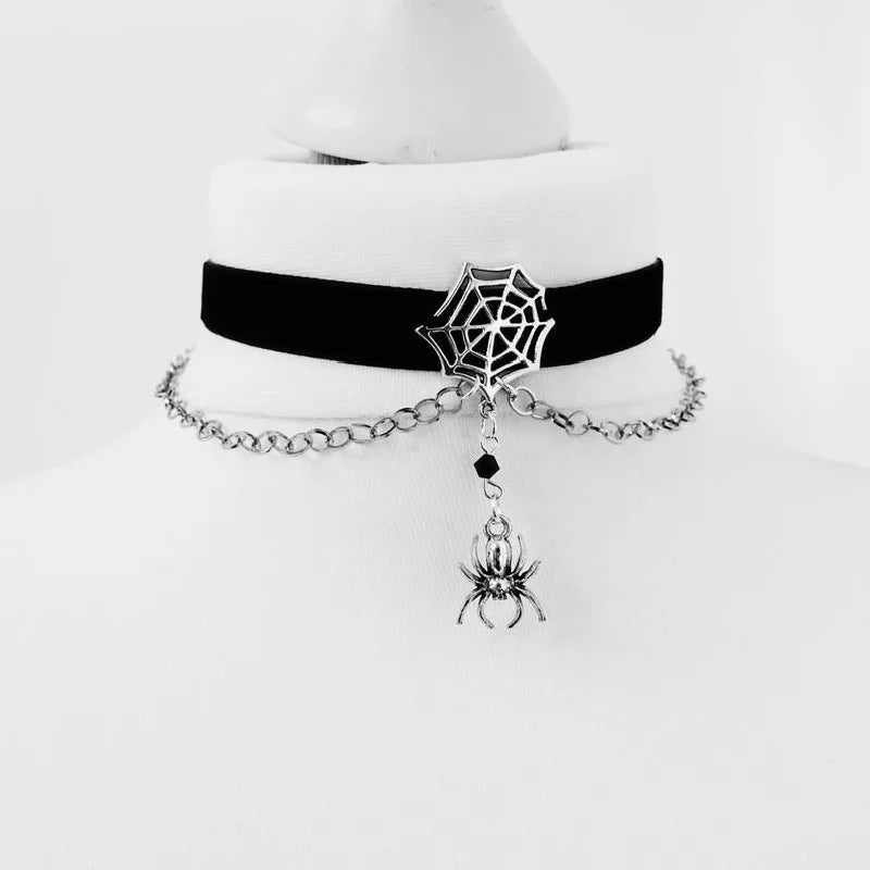 Goth Black Velvet Spiderweb Choker Spooky Hanging Spider Chain Necklace Webs Halloween Gothic Jewelry Fashion Women Gift Punk