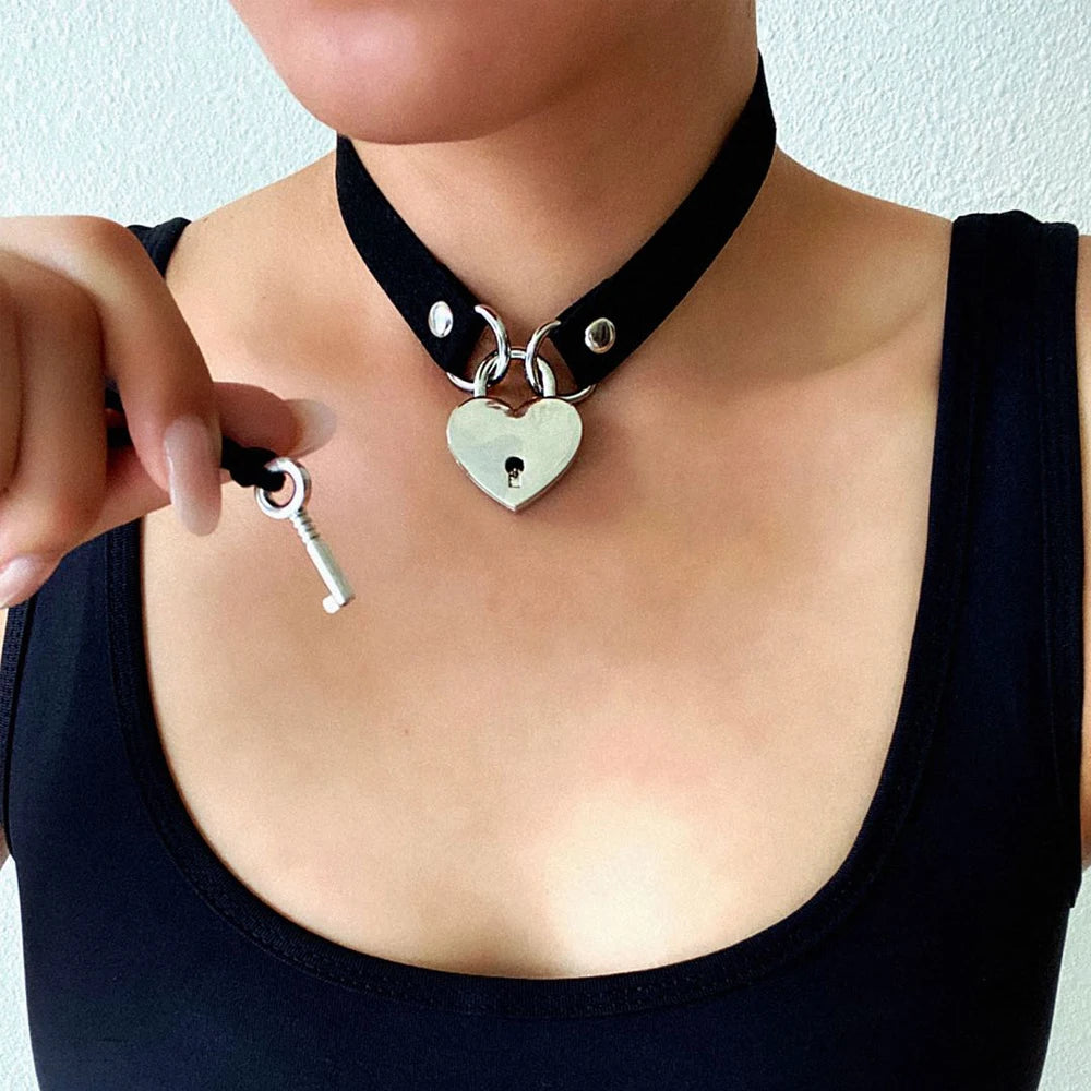 Metal Lock Heart Choker Collar For Girls Women Black Cosplay Necklace Couple Gift Neck Goth Jewelry Fashion Gothic Accessiores