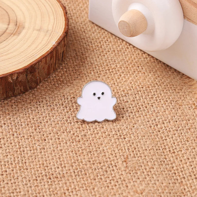 Simple Small Cloud White Little Ghost Metal Enamel Brooch