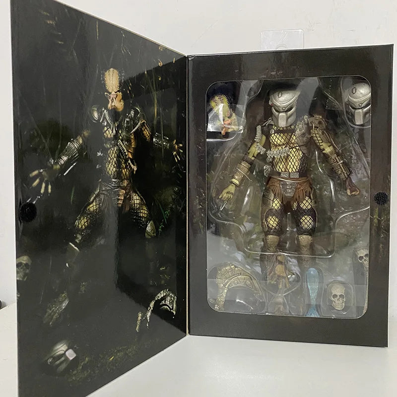 NECA Figure Jungle Hunter Predator Action Figure Alien Collectible Model Toys Joint Movable Doll New Year Present For Children