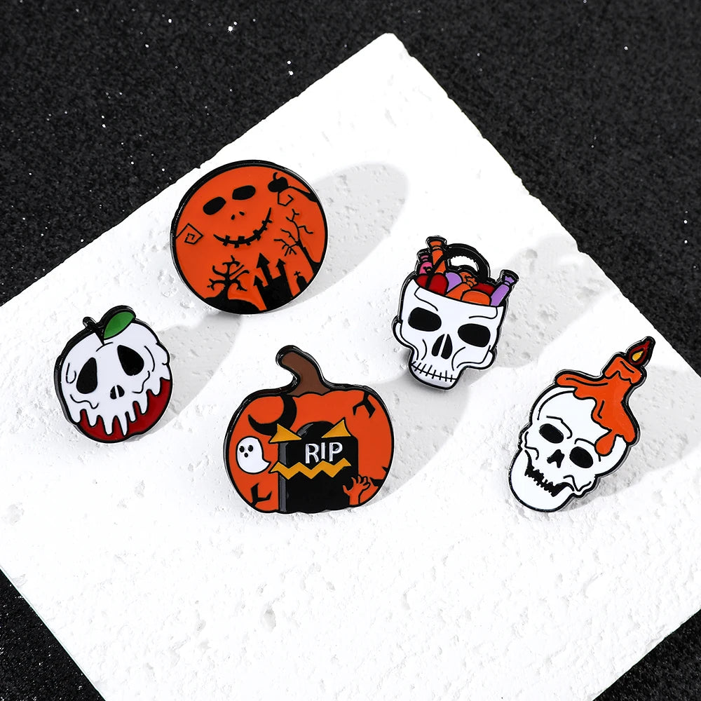 New Creative Halloween Skull Brooch Funny Pumpkin Skeleton Candle Scary Holiday Metal Badge Accessory Clothes Lapel Pin Jewelry