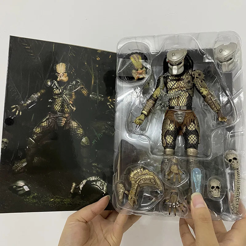 NECA Figure Jungle Hunter Predator Action Figure Alien Collectible Model Toys Joint Movable Doll New Year Present For Children