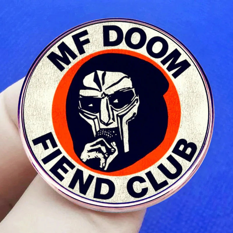 Cool MF-DOOM Brooch 90s Hip Hop Rock Punk Rap Pin Metal Alloy Mask Rapper Enamel Badge Pin Badge Jewelry Accessories