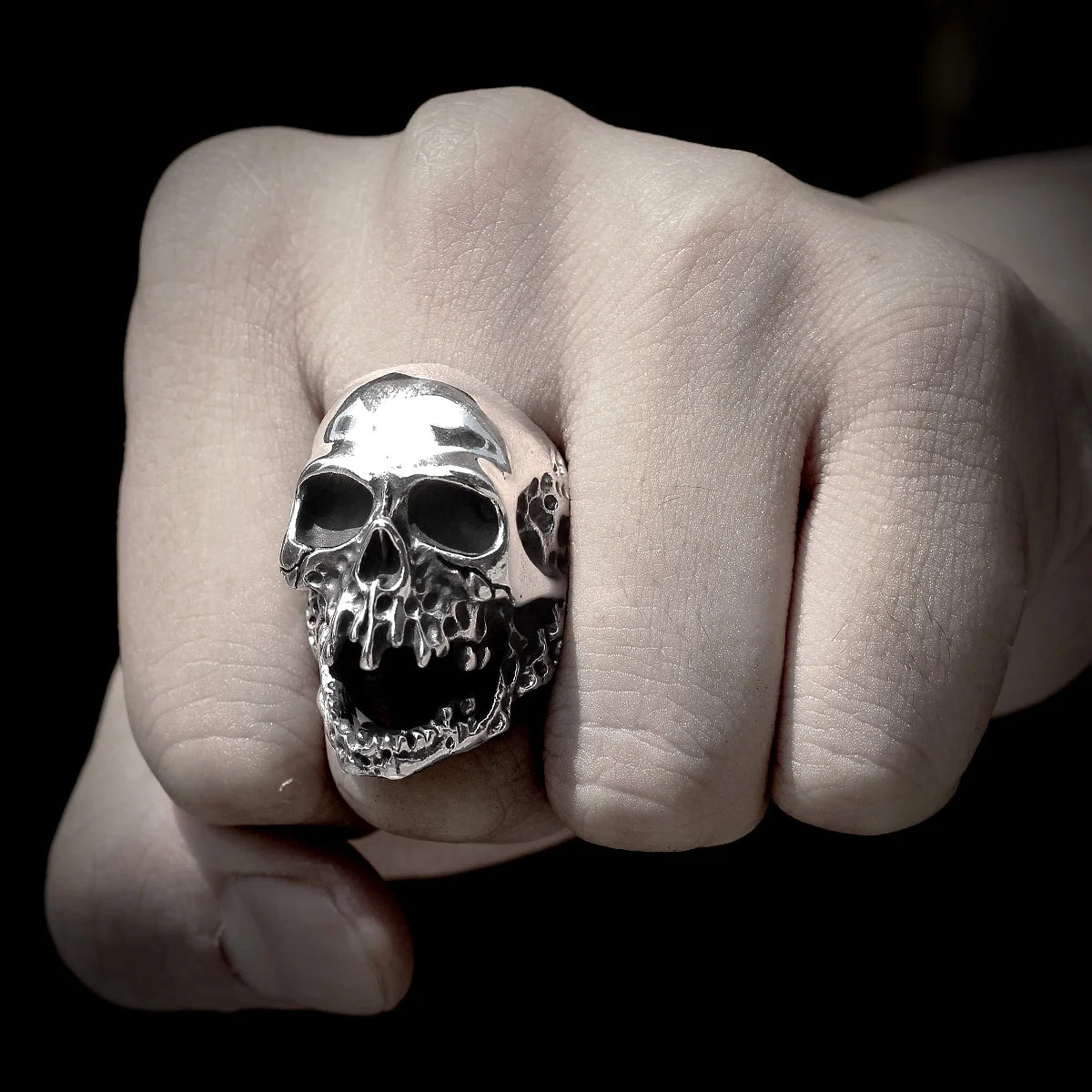 Stainless Steel Men Rings Domineering Devil Skull Punk Rock Gothic for Biker Male Boyfriend Jewelry Creativity Gift Wholesale