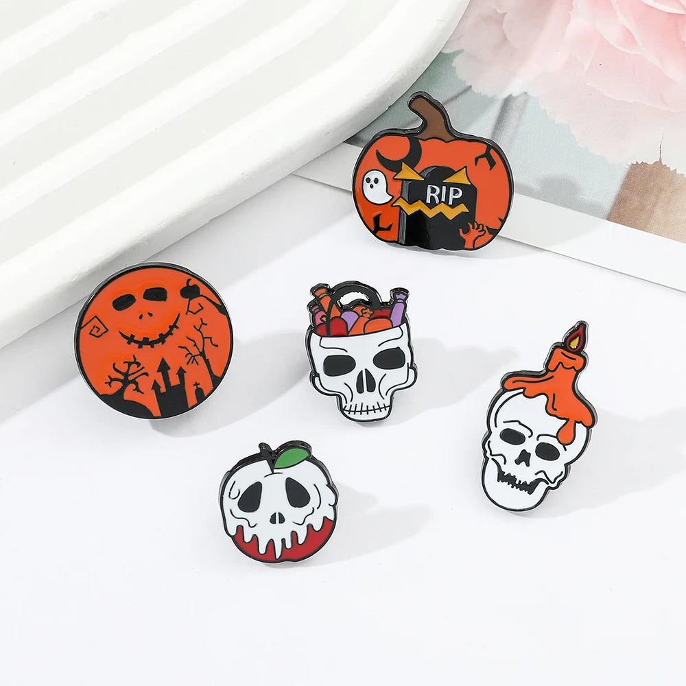 New Creative Halloween Skull Brooch Funny Pumpkin Skeleton Candle Scary Holiday Metal Badge Accessory Clothes Lapel Pin Jewelry